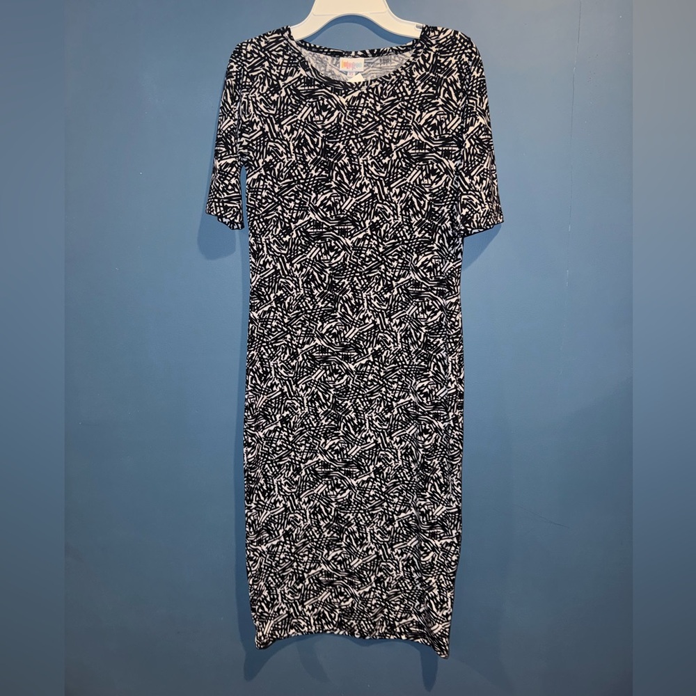 LuLaRoe Black and White Midi Dress - size XS